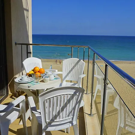 Apartman Seafront In *