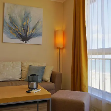 Apartman Seafront In *