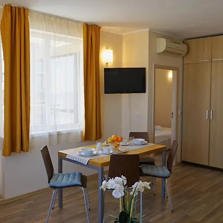 Apartman Seafront In *