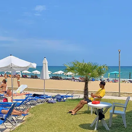 Seafront In Apartman