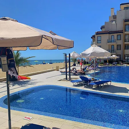 Apartman Seafront In